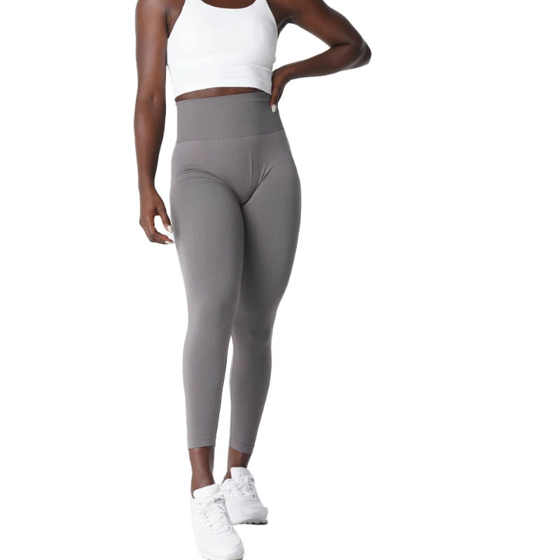 NVGTN Solid Seamless Leggings High Waisted Gym Wear Spandex Leggings